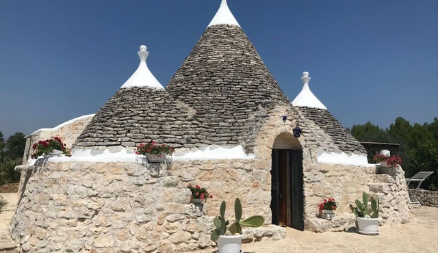 Beautifully restored late 18th Century Trullo, close to Cisternino and Ostuni