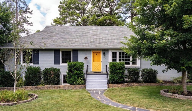 Beautifully Updated Forest Hill Rancher- Whole House