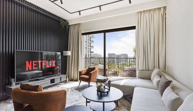 Beautifully Upgraded 2 BD in Dubai Hills