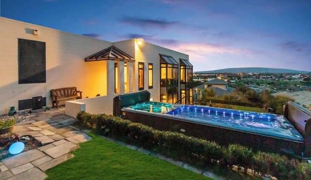 Beauty with Panoramic Views of Mount Pirongia