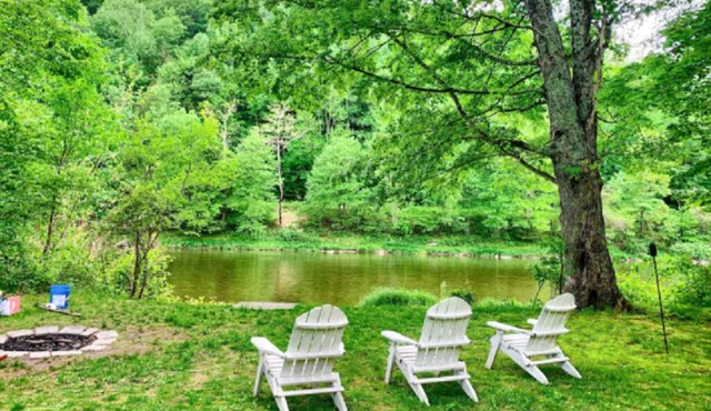 Beaverkill river front fly fishing cozy cabin hideaway.
