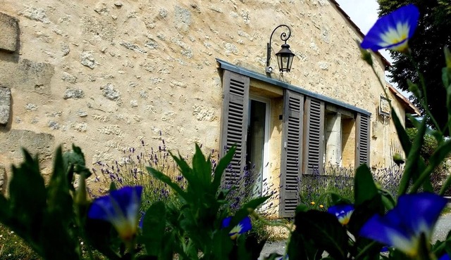 Bed and breakfast Cottage near Saint-Emilion Bordeaux swimming pool Air Cond