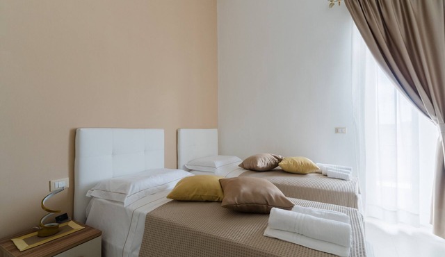 Bed and Breakfast 'Camera Bonny' with Balcony, Wi-Fi and Air Conditioning