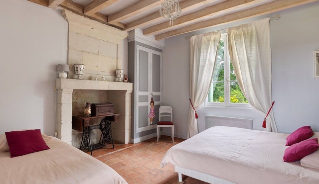 Bed and Breakfast 'Champ Du Bois' with Shared Garden and Wi-Fi