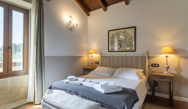 Bed and Breakfast 'Cormorán' with Private Garden and Wi-Fi