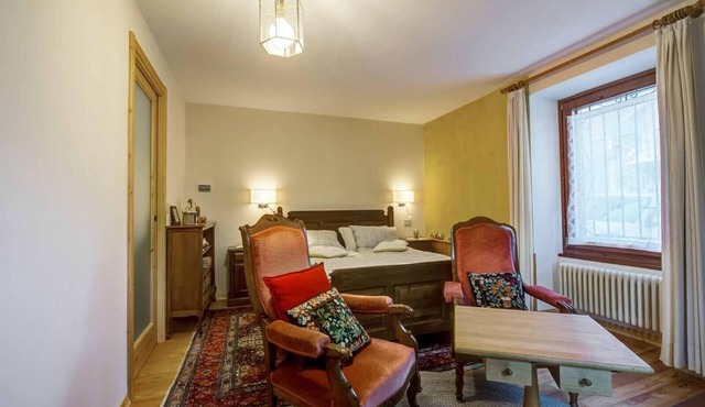Bed and Breakfast 'Il Pellegrino' with Mountain Views, Shared Garden and Wi-Fi