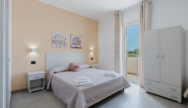 Bed And Breakfast Champagneria 'Room 3' with Shared Terrace, Wi-Fi and Air Conditioning
