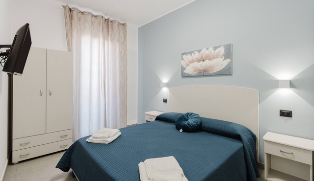 Bed and Breakfast Champagneria 'Room 1' with Shared Terrace, Wi-Fi and Air Conditioning