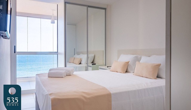 Bedsitter with Sea View, 300m from Farol da Barra