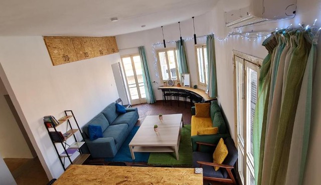 Bee Hostel Paphos