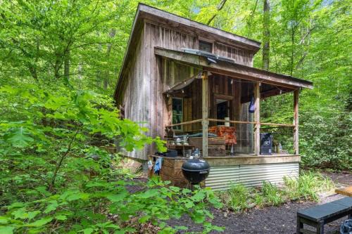 Beech Timber- 30 Acre Secluded Glamping in RRG