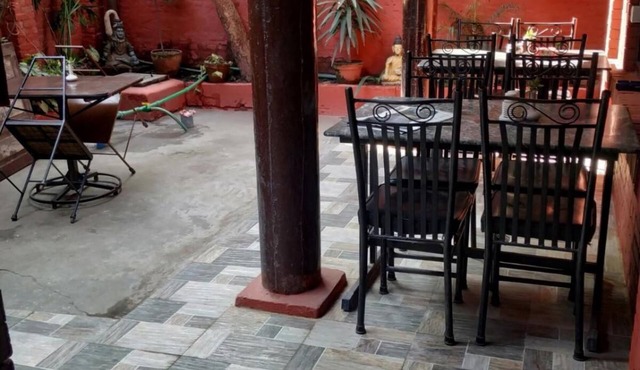 Beehive Hostel