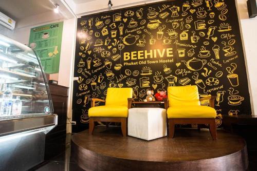 Beehive Phuket Old Town Hostel