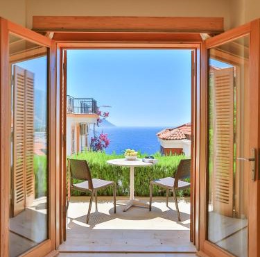Begonvil Apart Kaş