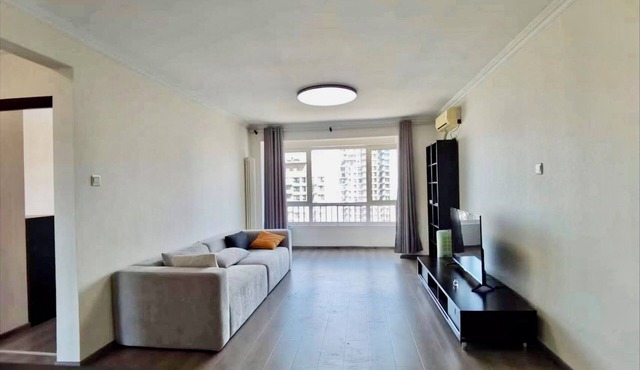 Beijing downtown CBD area 2-bedroom apartment with AC, WiFi