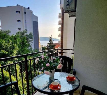Bela kuća studio apartments-Na korak do mora-A step to the sea
