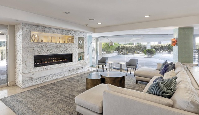 Belamar Hotel Manhattan Beach, Tapestry Collection by Hilton