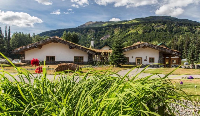 Bell 2 Lodge