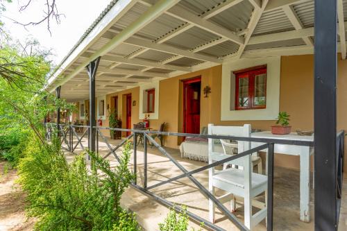 Bella de Karoo -Big Foot Safaris