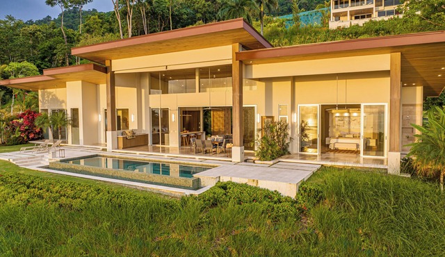 Bella Vista, Luxury & Modern Villa with breathtaking Ocean View