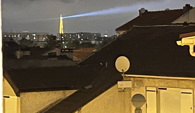 Belle Maision Proche Paris , Parking Gratuite Avec Jardin , vue la Tour Eiffel