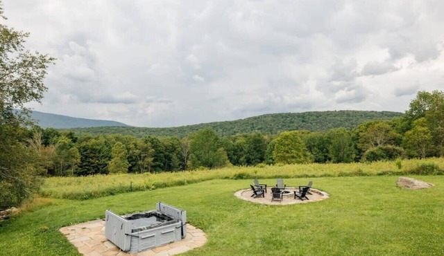 Belleayre Barn - Historic Barn wit Mountain Views & Sauna