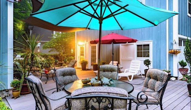 Bellevue Ave Newport Mansions Tennis Hall of Fame Ocean Shopping Restaurants