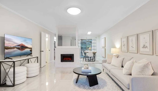 Bellevue Modern Luxe Townhouse near DT/520/I405