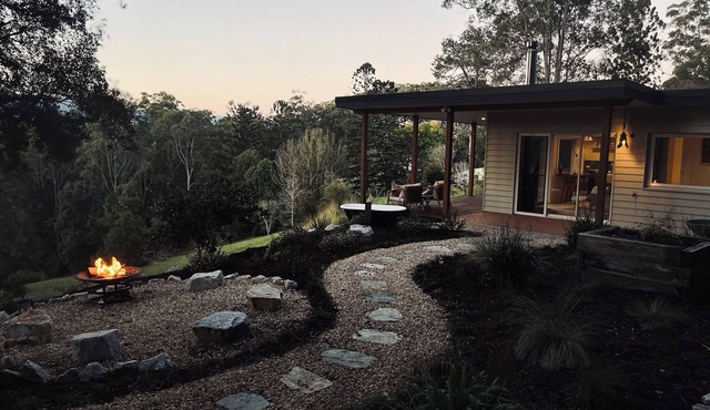 BellingenMountainViewStudio-private,views,outdoor bath,fire pit,close to town!