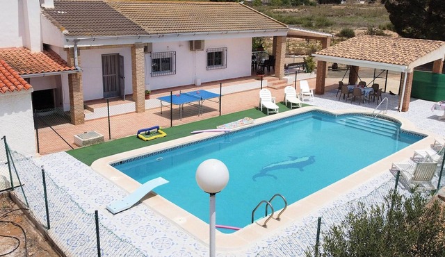 Belvilla by OYO Villa rural con piscina privada