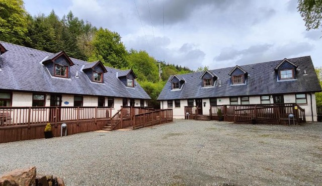 Ben Reoch Cottage - Loch Lomond and Arrochar Alps