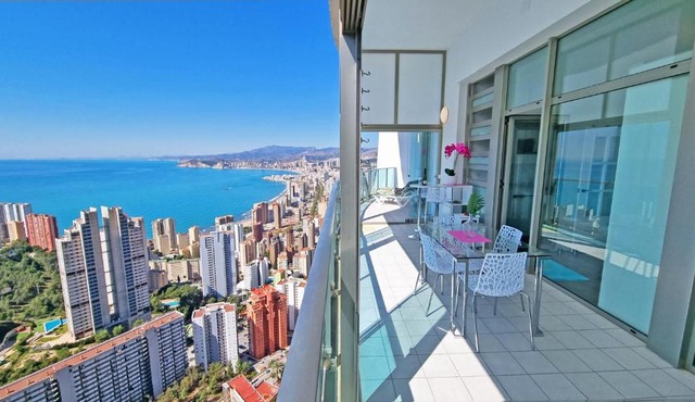 Benidorm Sky 40