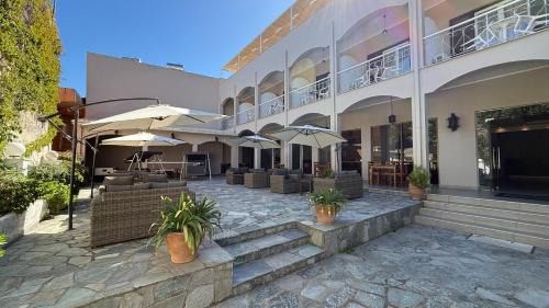 Benitses Arches Hotel