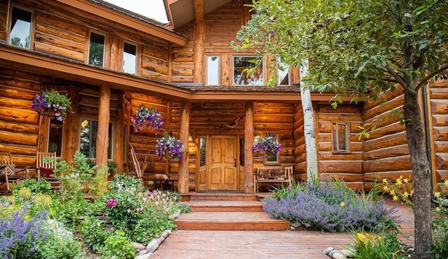 Bentwood Inn