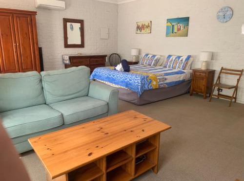 Bentworth Lodge