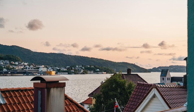 Bergens Nr1 smau I Enkel innsjekk I Sjøutsikt