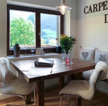 Bergromantik Ferienwohnung Nesterl mit eigener Sauna und Bergblick