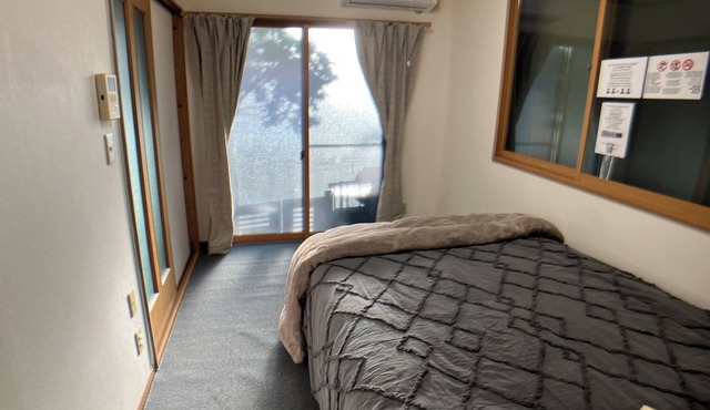 Beside 3 Train Stations. Contains of 3 Baths in Tokyo Downtown Asakusa and Ueno
