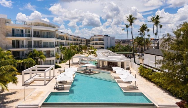 Best Beach front 4 bedroom Apartment in Punta Cana