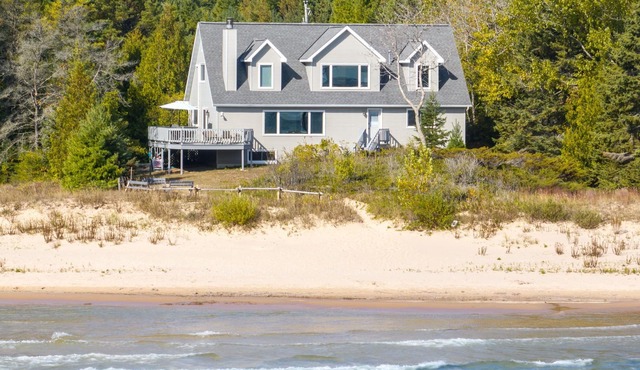 Best Sand Beach on Lake Mich for 14! - A Few Fall Dates Still Available!