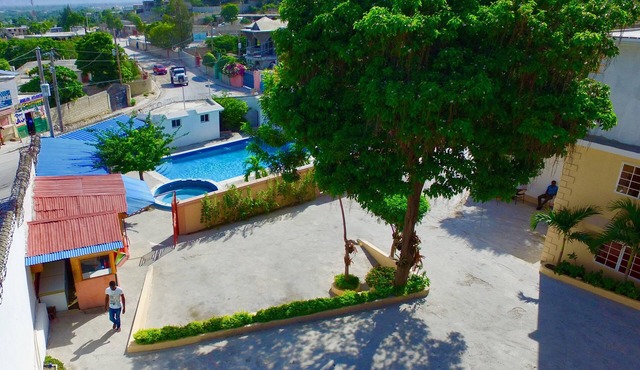Best Time Hotel