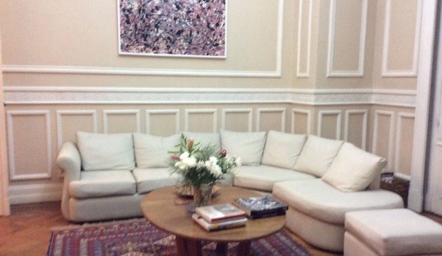 Best updated promotional prices for fabulous French-Style Apartment In Palermo