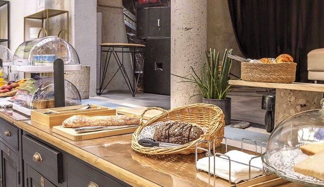 Best Western 11BAUER Paris Saint-Ouen