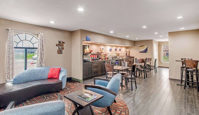 Best Western Cedar Inn