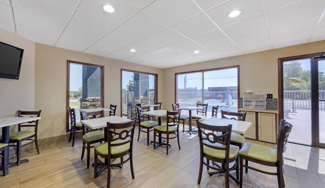 Best Western Fairwinds Inn
