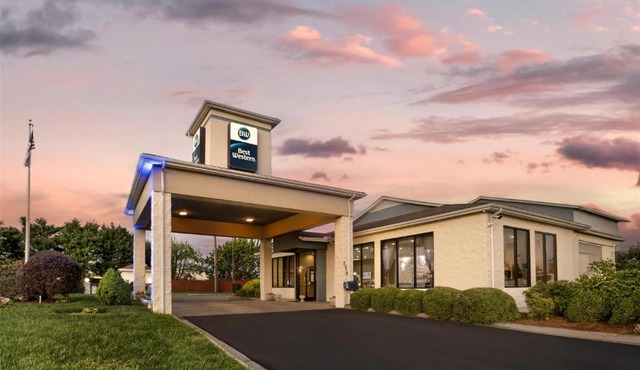 Best Western Inn & Suites Monroe