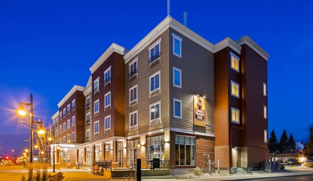 Best Western Plus Chateau Inn Sylvan Lake