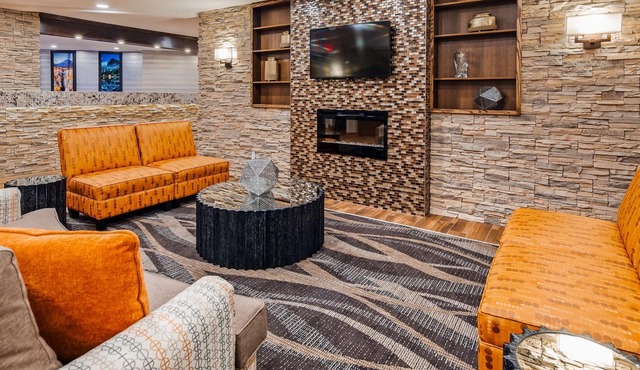 Best Western Plus Country Meadows Inn