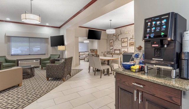 Best Western Plus Executive Inn