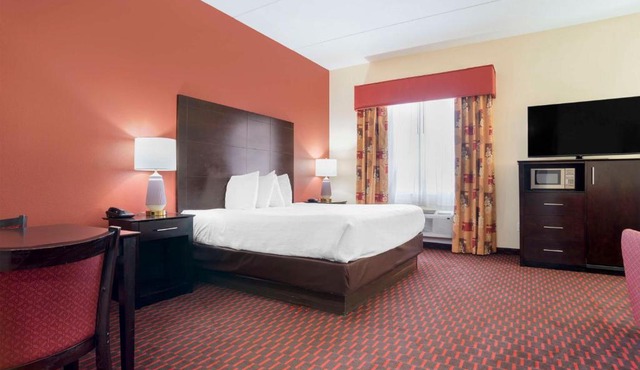 Best Western Plus Flowood Inn & Suites